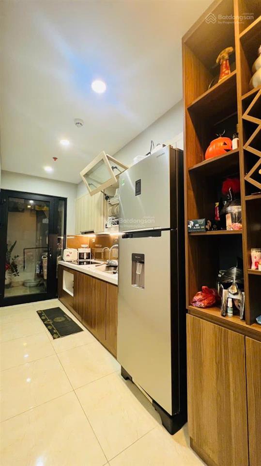 Chính chủ bán căn hộ trục b11, tầng trung, dt 88,1m2, 3pn, 2wc, full nội thất, chung cư bea sky.