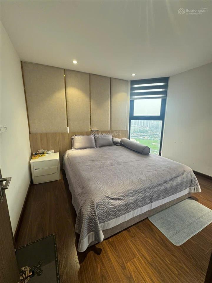 Chính chủ bán căn hộ trục b11, tầng trung, dt 88,1m2, 3pn, 2wc, full nội thất, chung cư bea sky.