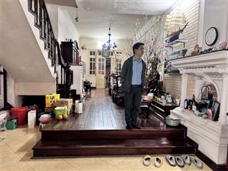 Bán nhà biệt thự phố cầu giấy 118m2, 5 tầng  ô tô  kinh doanh  văn phòng