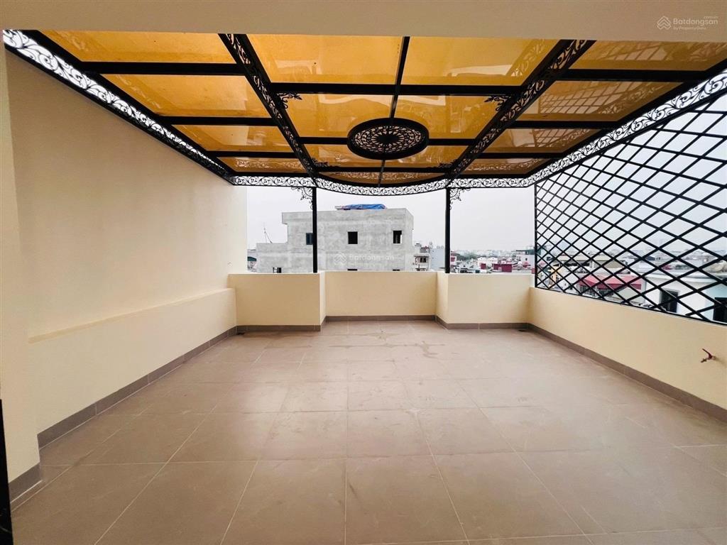 Bán nhà phố phú diễn  60m2  7 tầng  16 phòng khép kín. full nội thất  dòng tiền  ô tô vào nhà