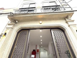 Bán nhà phố phú diễn  60m2  7 tầng  16 phòng khép kín. full nội thất  dòng tiền  ô tô vào nhà