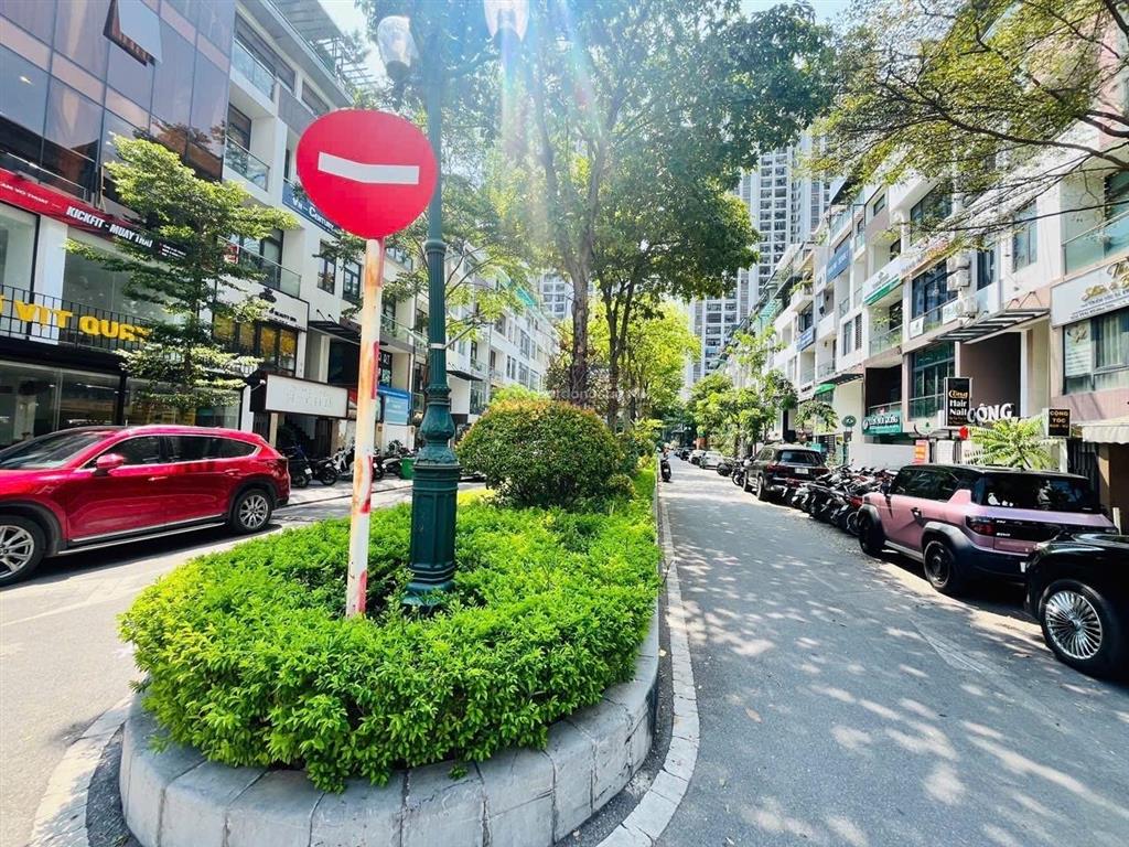 Bán biệt thự hàm nghi 113m, 6 tầng, lô góc vỉa hè ô tô tránh, kinh doanh, sau the zei