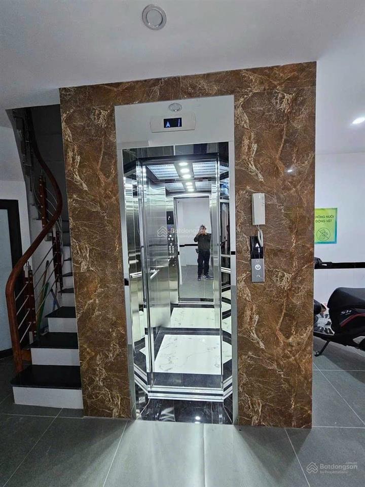 Chỉ nhỉnh 8 tỷ có nhà đẹp cổ nhuế, 35m, 6 tầng, thang máy, gần ô tô, đầy đủ công năng