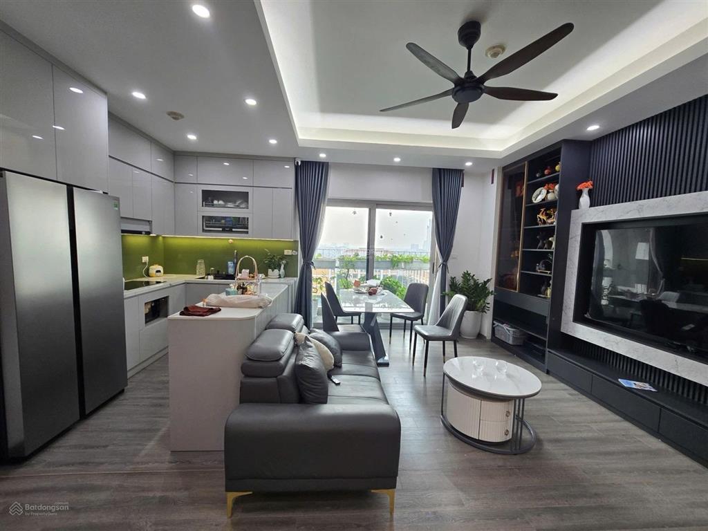 Chỉ 6.8 tỷ bán chung cư 789 mỹ đình 100m3 phòng ngủfull nội thất sangxem bắn pháo hoa chill