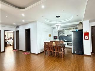 Bán chung cư resco 118m, 4 phòng ngủ, full nội thất, lô góc thoáng sáng