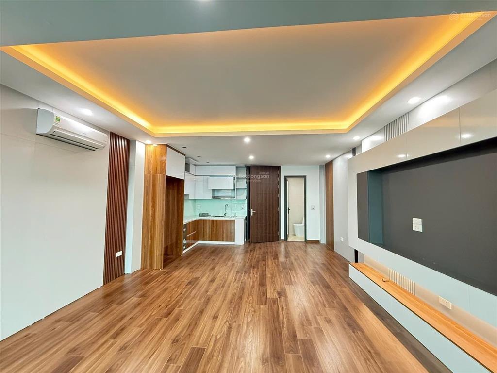 Chỉ 6.9 tỷ bán nhà nhật tảo33m6 tầngtặng nội thất thiết kế lô gócoto gần 5m