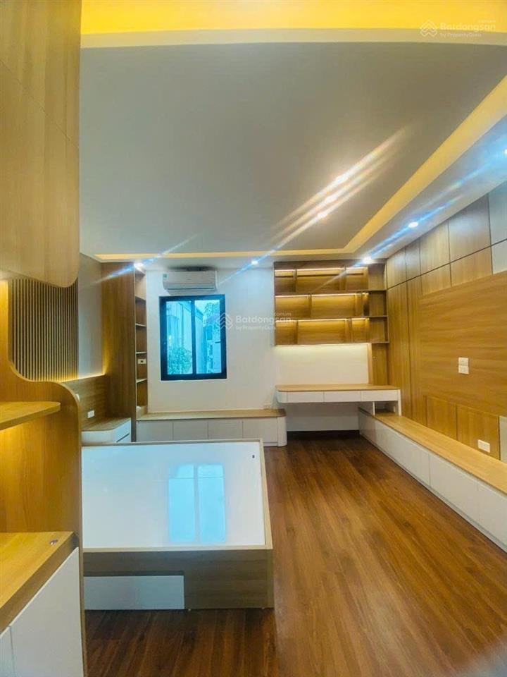 Chỉ 6.9 tỷ bán nhà nhật tảo33m6 tầngtặng nội thất thiết kế lô gócoto gần 5m