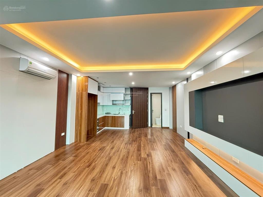 Chỉ 6.9 tỷ bán nhà nhật tảo33m6 tầngtặng nội thất thiết kế lô gócoto gần 5m