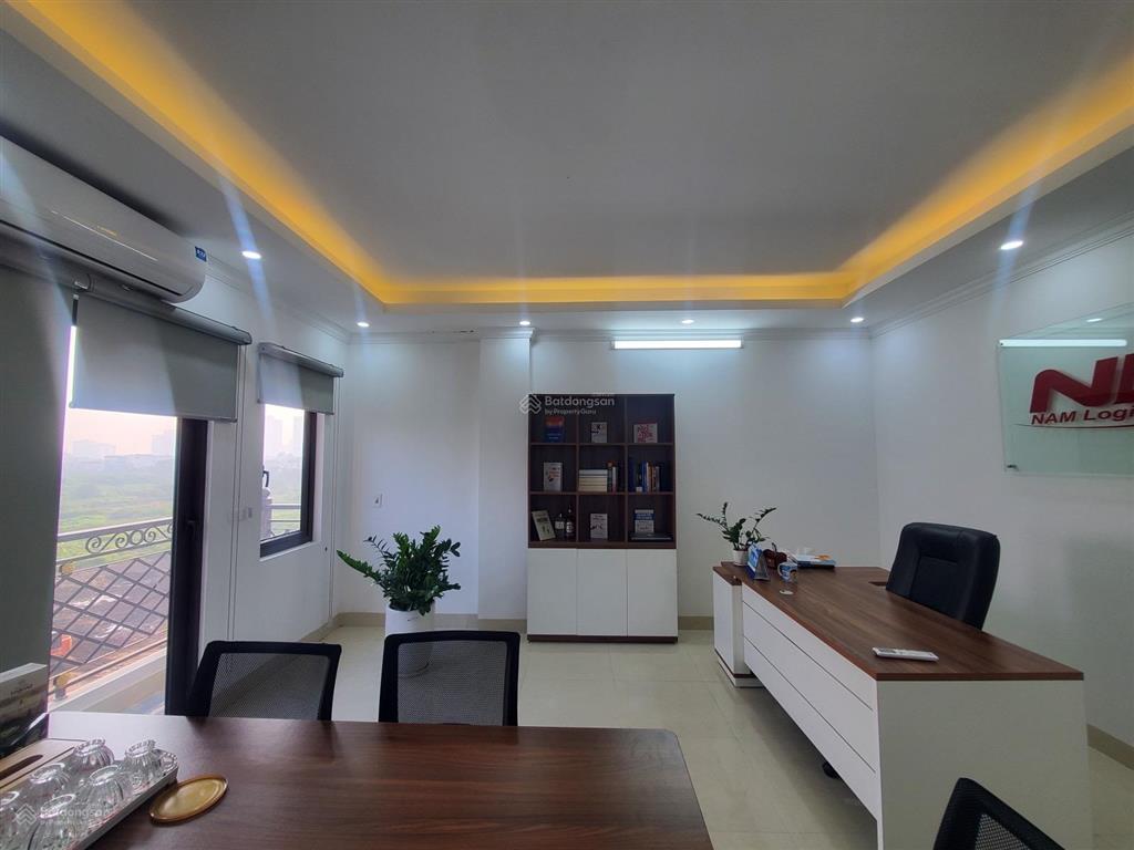 Bán nhà cổ nhuế 35m2  5 tầng thang máy  oto gần  full nội thất  chỉ nhỉnh 8 tỷ đồng