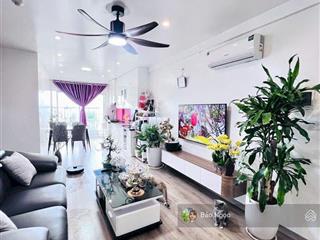 Bán giá rẻ giật mình 81m 3 ngủ căn góc 2 ban công tại tòa 89 phùng hưng sát văn quán (giá 4,7 tỷ)