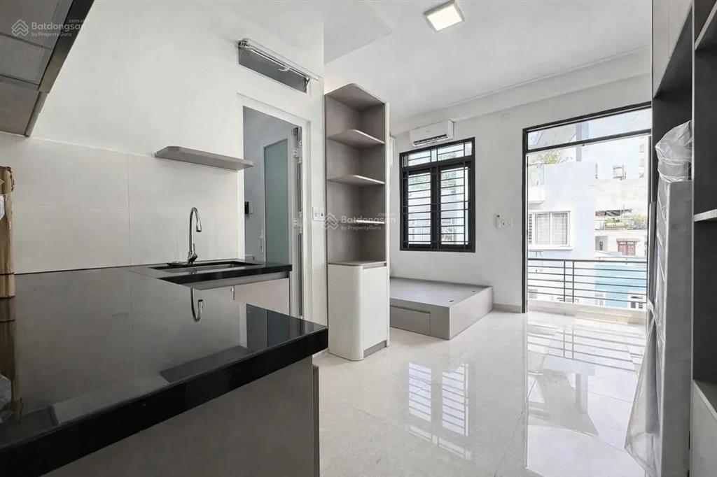 Khai trương căn hộ studio full nội thất, ban công, cửa sổ thoáng ngay nguyễn thái sơn  emart