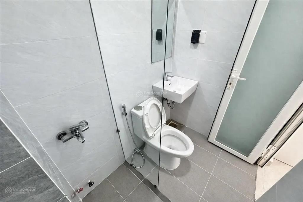 Khai trương căn hộ studio full nội thất, ban công, cửa sổ thoáng ngay nguyễn thái sơn  emart
