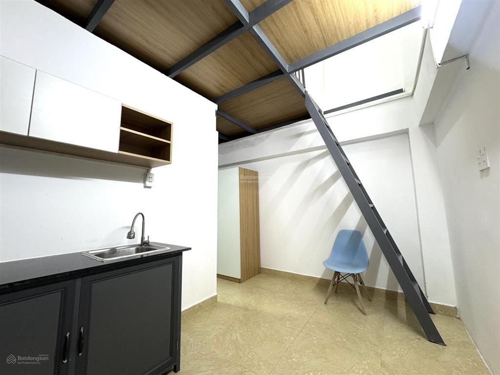 Chính chủ cho thuê phòng gác cao 3m  full nội thất ngay quang trung  gần chợ hạnh thông tây