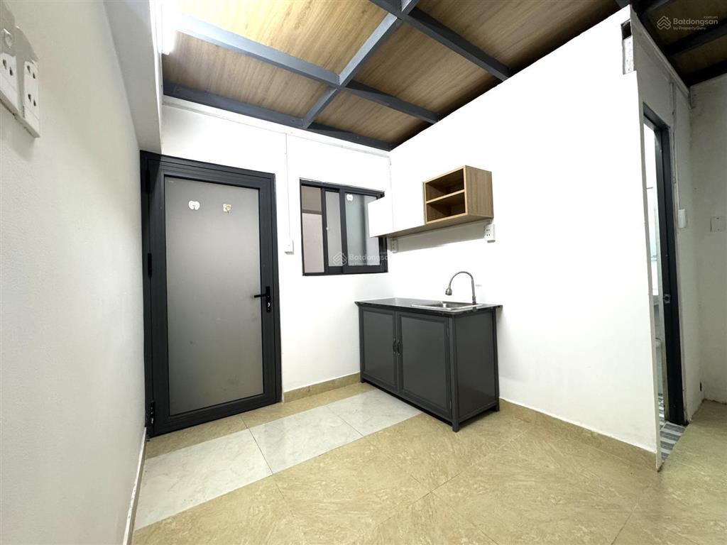 Chính chủ cho thuê phòng gác cao 3m  full nội thất ngay quang trung  gần chợ hạnh thông tây