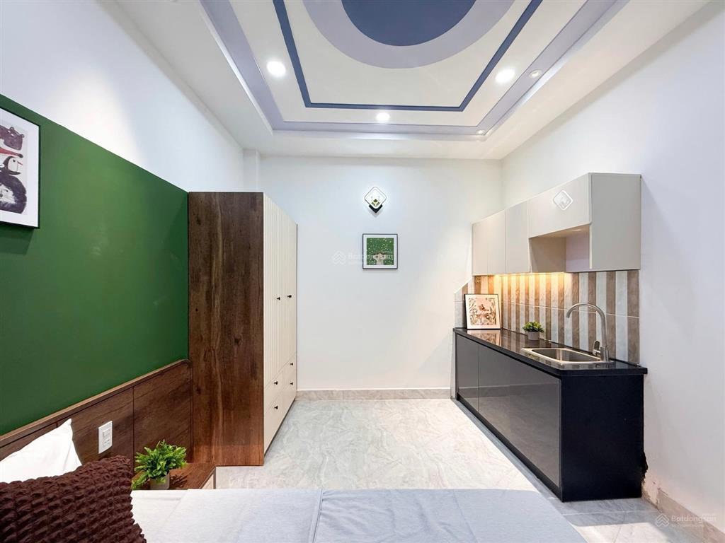 Studio ban công  cửa sổ full nội thất ngay dương quảng hàm  gần đh văn lang cs3, iuh