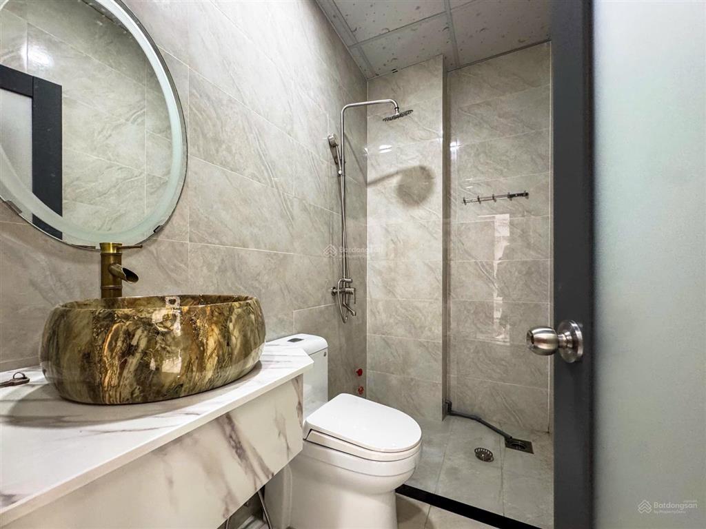 Studio ban công  cửa sổ full nội thất ngay dương quảng hàm  gần đh văn lang cs3, iuh