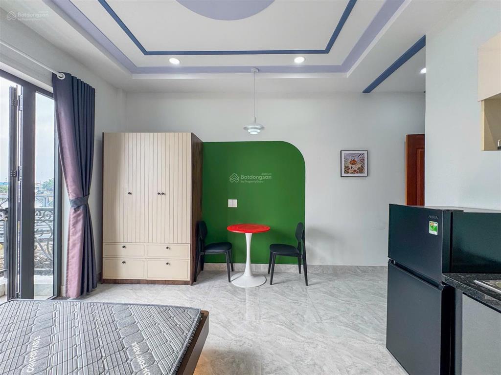 Studio ban công  cửa sổ full nội thất ngay dương quảng hàm  gần đh văn lang cs3, iuh