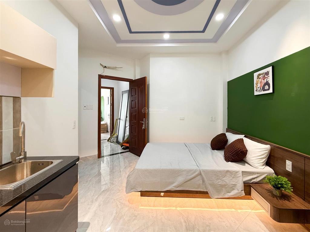 Studio ban công  cửa sổ full nội thất ngay dương quảng hàm  gần đh văn lang cs3, iuh