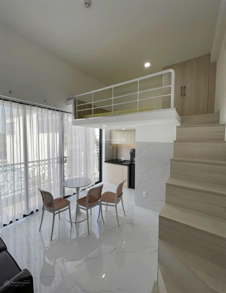 Duplex cửa sổ  ban công thoáng mát ngay dương quảng hàm  gần đh vlu cs3, iuh, cđ việt mỹ