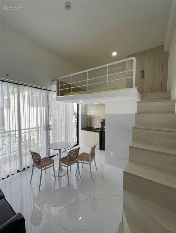 Duplex cửa sổ  ban công thoáng mát ngay dương quảng hàm  gần đh vlu cs3, iuh, cđ việt mỹ