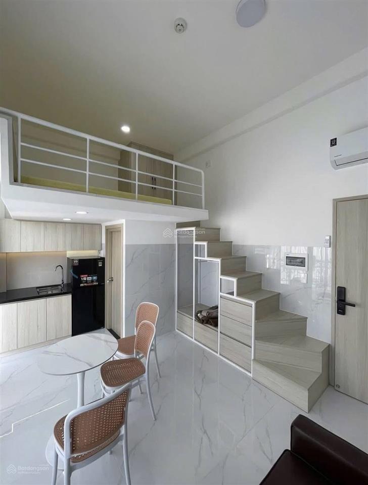 Duplex cửa sổ  ban công thoáng mát ngay dương quảng hàm  gần đh vlu cs3, iuh, cđ việt mỹ