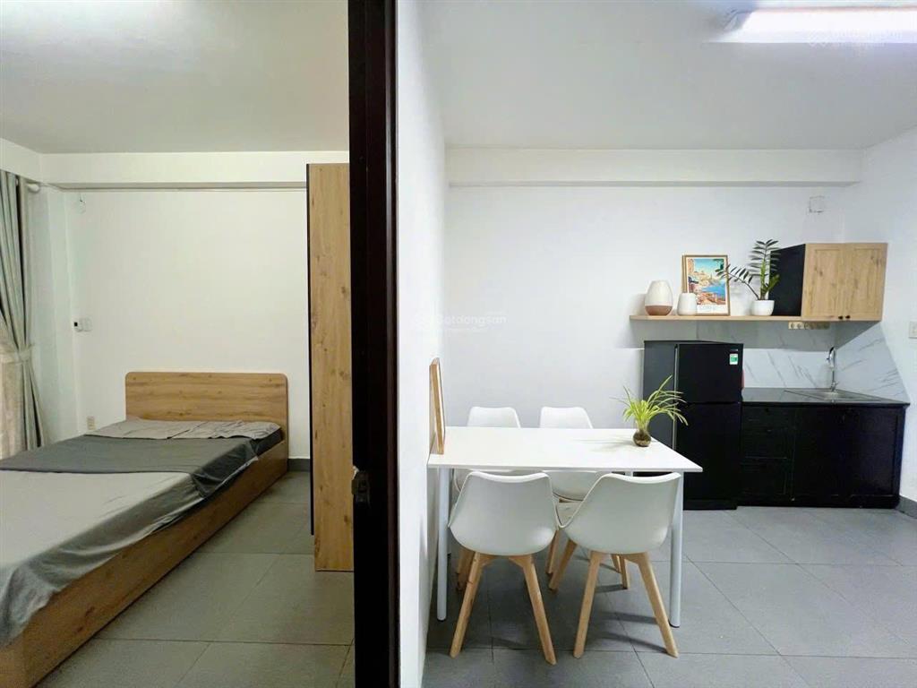 Căn hộ 2 phòng ngủ  full nội thất ngay nguyễn thái sơn  gần vòng xoay nguyễn kiệm