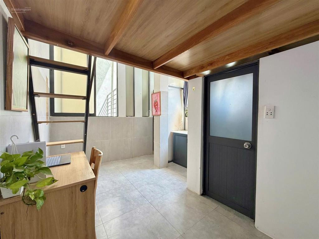 Duplex cửa sổ trời  full nội thất ngay dương quảng hàm  sát công viên văn hoá gò vấp