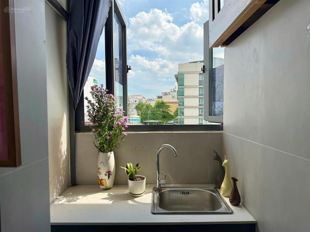 Duplex cửa sổ trời  full nội thất ngay dương quảng hàm  sát công viên văn hoá gò vấp