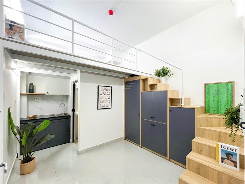Duplex full nội thất, thang máy  cửa sổ ngay dương quảng hàm  gần iuh, vlu