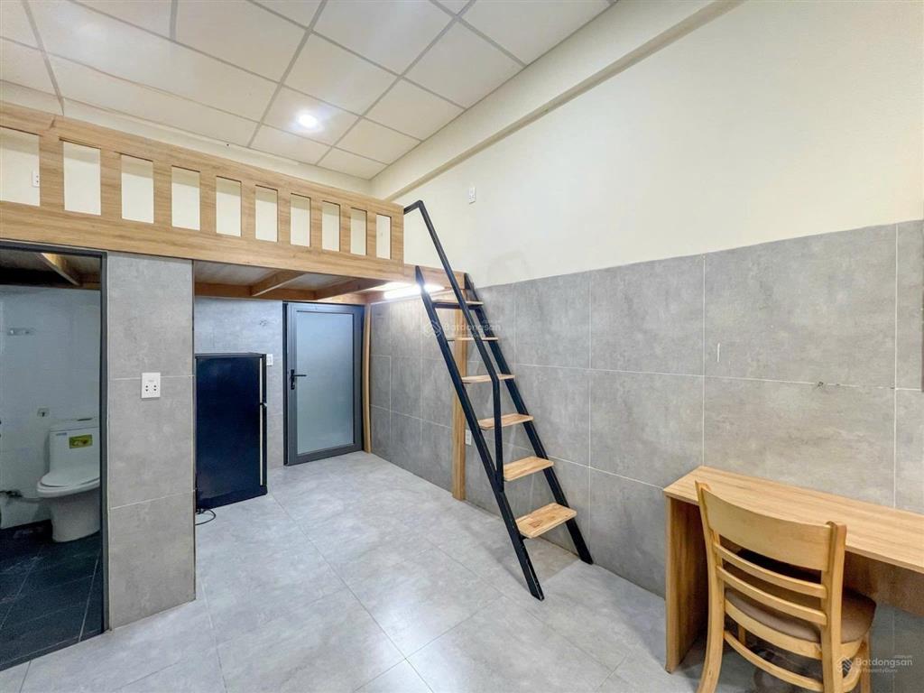 Duplex full nội thất  cửa sổ thoáng ngay dương quảng hàm  gần đh vlu, iuh, đh hùng vương