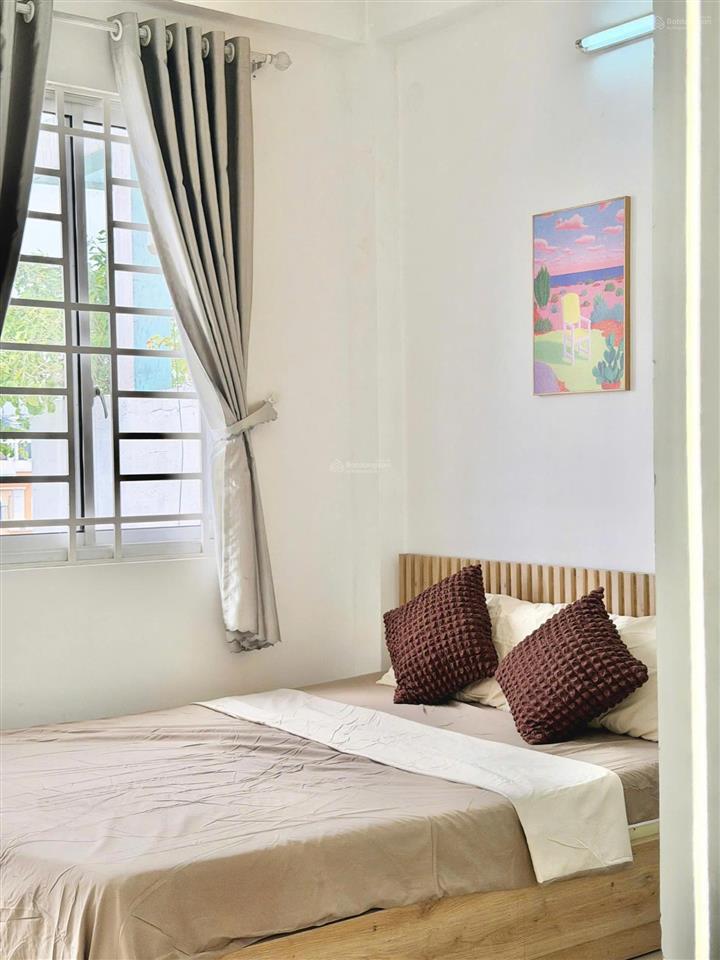 Chính chủ cho thuê căn hộ studio  ban công thoáng ngay nguyễn thái sơn  gần nguyễn kiệm