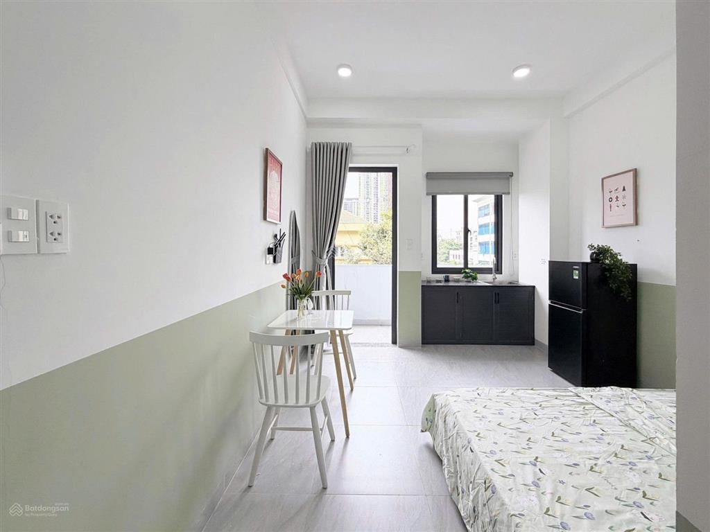 Chính chủ cho thuê studio ban công  full nội thất ngay phan bá vành  gần đảo kim cương