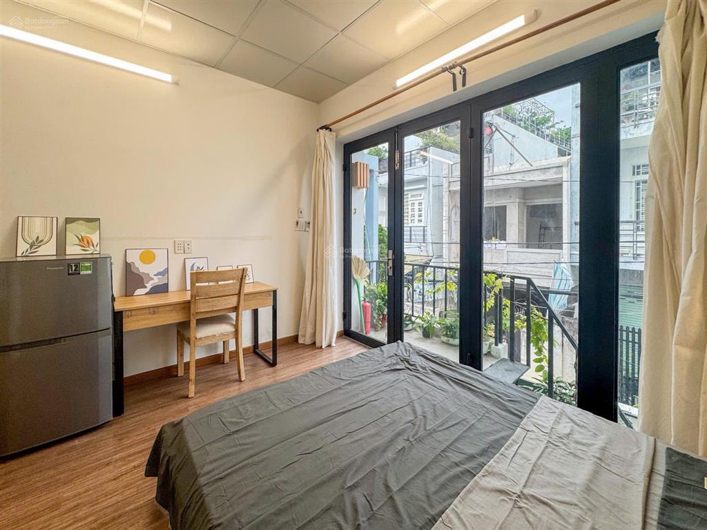 Studio ban công  cửa sổ thoáng full nội thất ngay lê đức thọ  gần chợ an nhơn