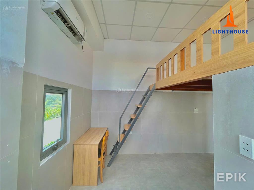Duplex full nội thất  2 mặt cửa sổ thoáng ngay dương quảng hàm  sát công viên văn hoá
