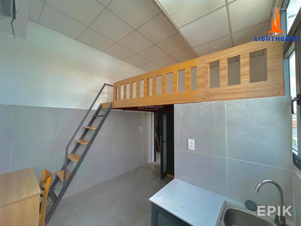 Duplex full nội thất  2 mặt cửa sổ thoáng ngay dương quảng hàm  sát công viên văn hoá