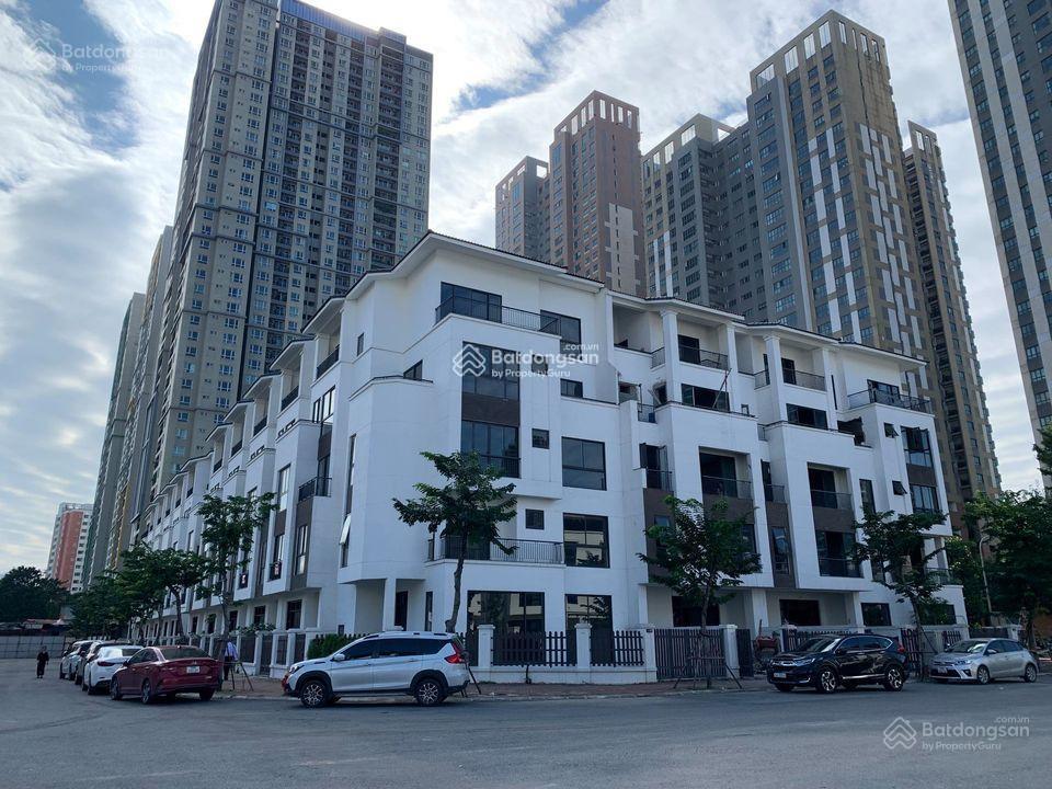 Bán lk hoàng thành villa nhỉnh 400tr/m. 136m mt7m 5 tầng. điểm rơi" giá tốt nhất thị trường