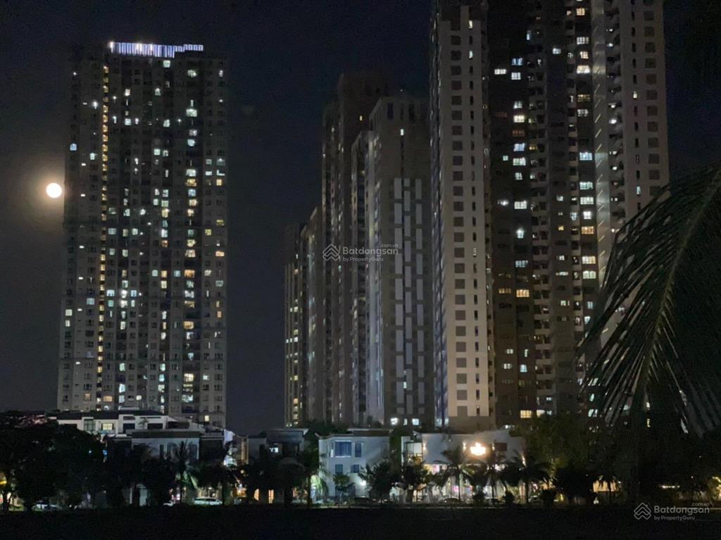 Bán lk hoàng thành villa nhỉnh 400tr/m. 136m mt7m 5 tầng. điểm rơi" giá tốt nhất thị trường