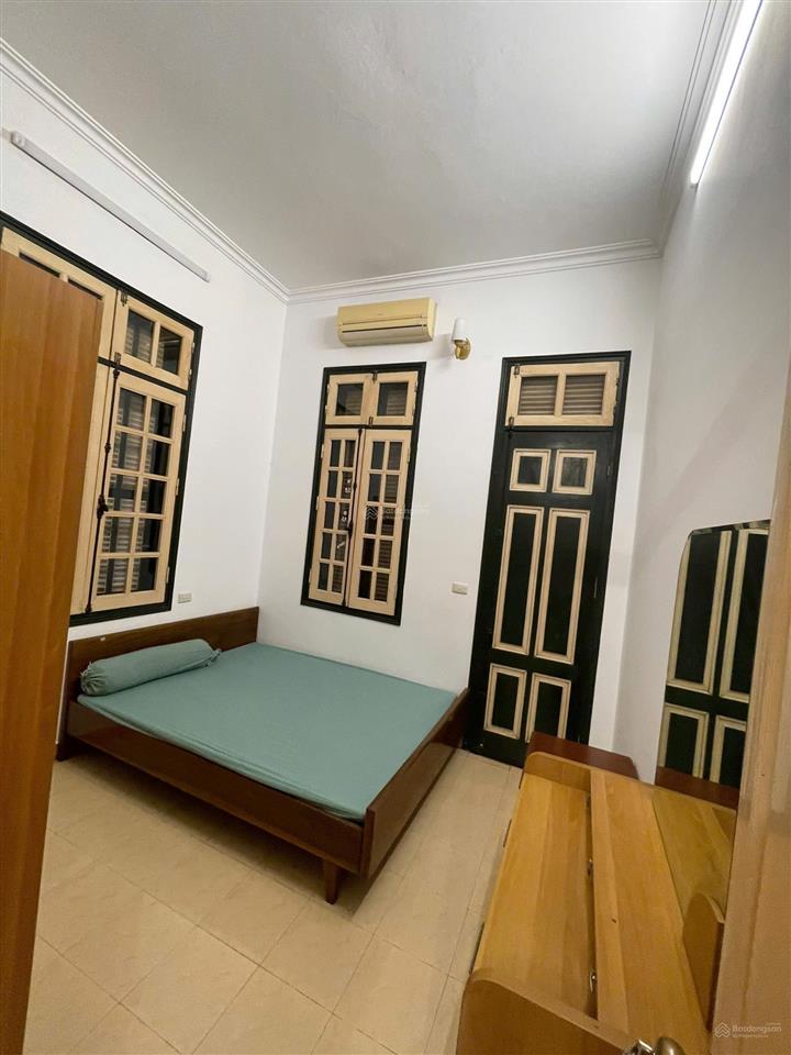 Cho thuê nguyên căn 90m2, 4 tầng. 275 trung văn giá chỉ 15tr/tháng