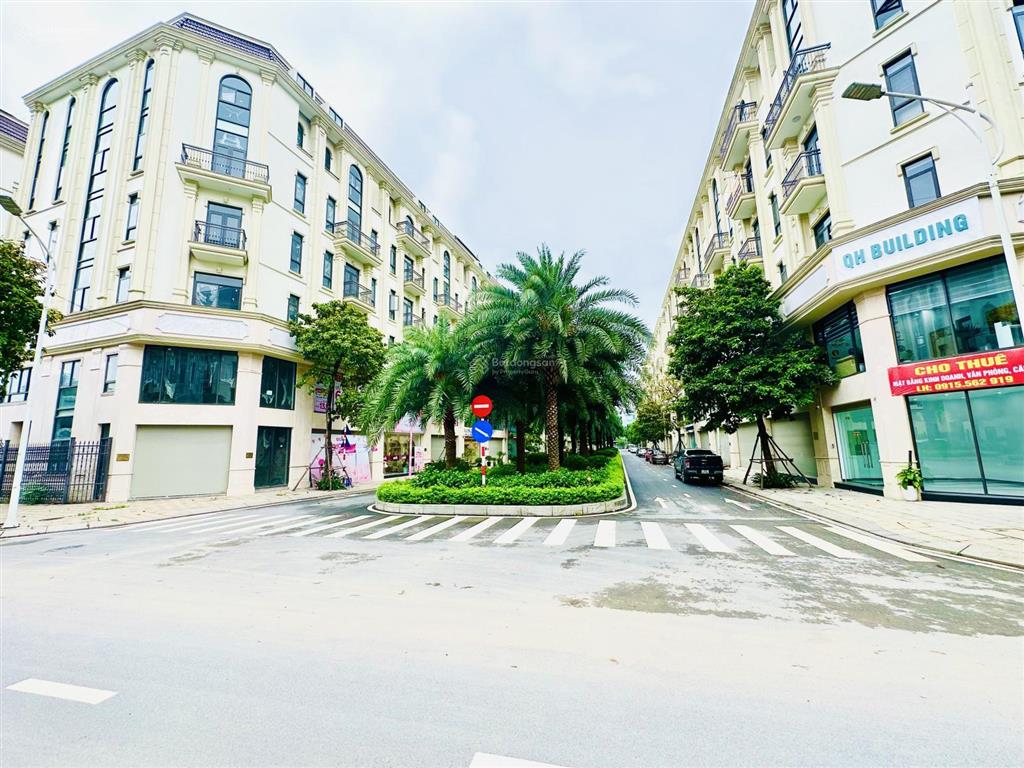 Cho thuê căn shop himlam vạn phúc  gần mặt đường tố hữu. 540m² sàn 6 tầng có thang máy. tk theo yc