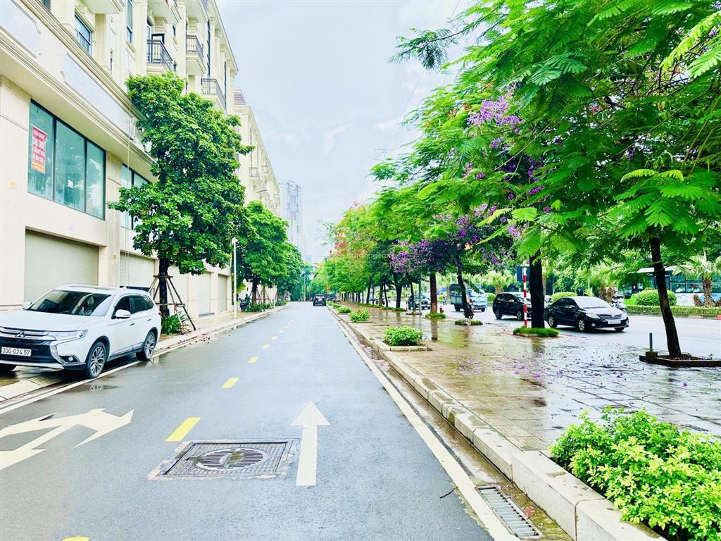 Cho thuê căn shop himlam vạn phúc  gần mặt đường tố hữu. 540m² sàn 6 tầng có thang máy. tk theo yc