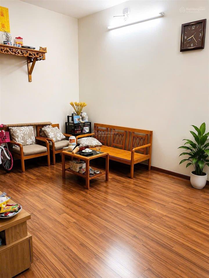 Chính chủ bán căn hộ chung cư viện bỏng 77m2, 2pn 2vs sổ đỏ sẵn két tỷ xa la, hà đông, hot!
