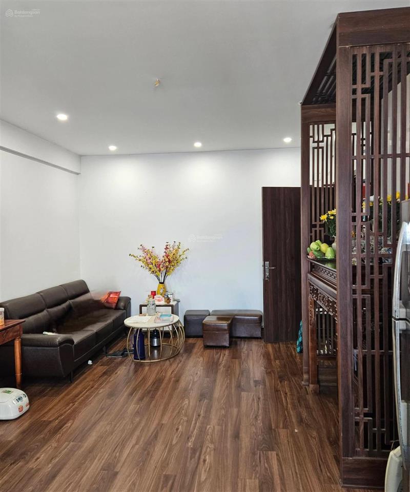 Cho thuê cc đẹp xuất sắc 2pn, 1wc, 90m2 vừa ở và làm văn phòng tại kđt mới xa la, 6,5 triệu vnd