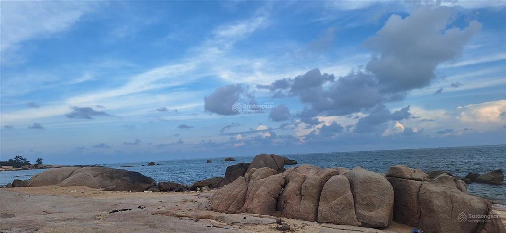 Lô đất mặt tiền đường nhiều thổ cư, rẻ bằng 1/2 giá thị trường