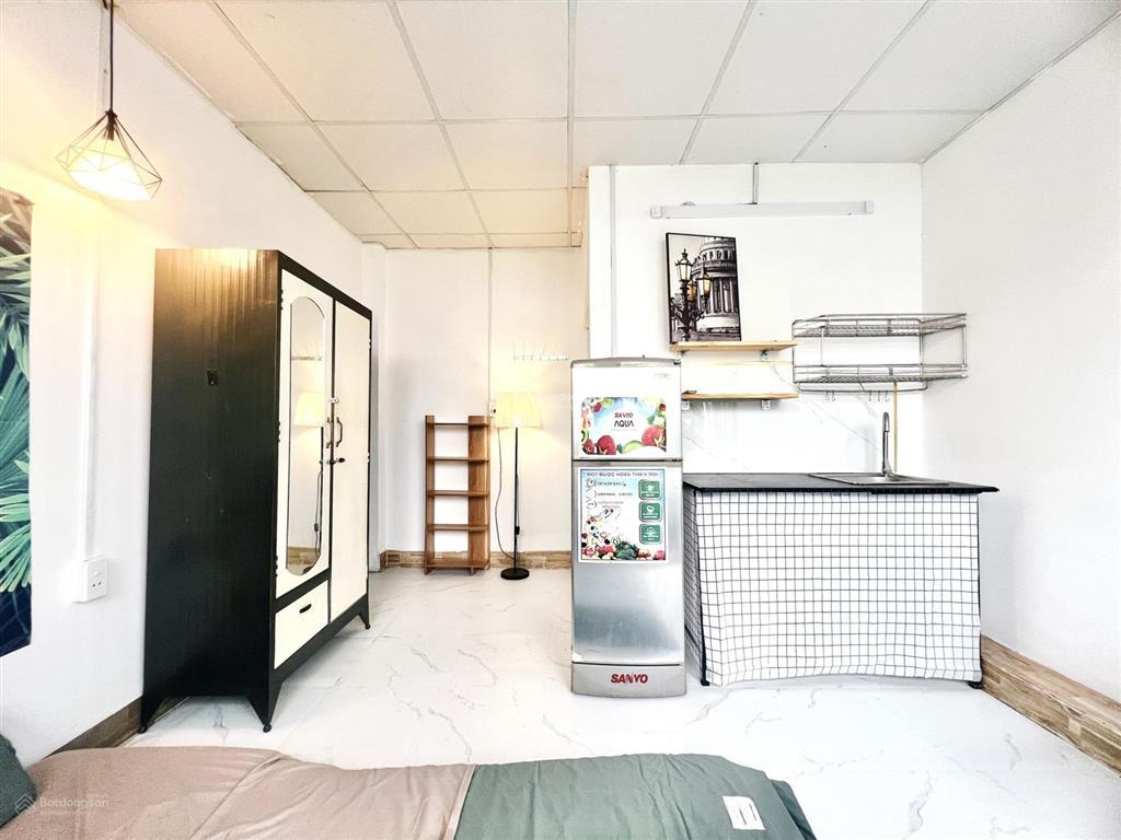 Studio ban công lớn  full nội thất mới keng  ngã tư ga q12