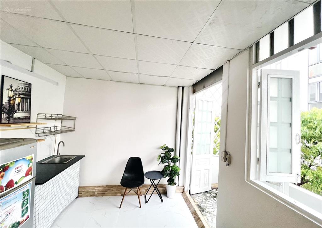 Studio ban công lớn  full nội thất mới keng  ngã tư ga q12
