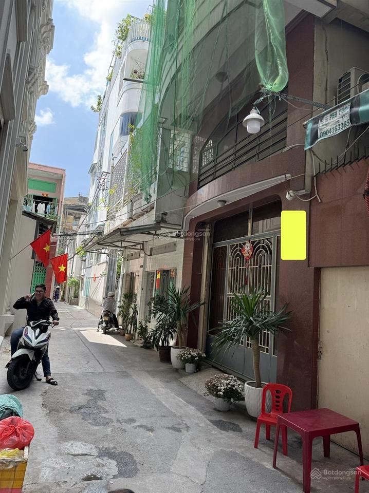 Nhà 5 tầng hẻm cạn, 5x14 đường nguyễn trãi p7 q5, lộ giới 4m, sẵn 10 phòng. xe hơi tới cửa .