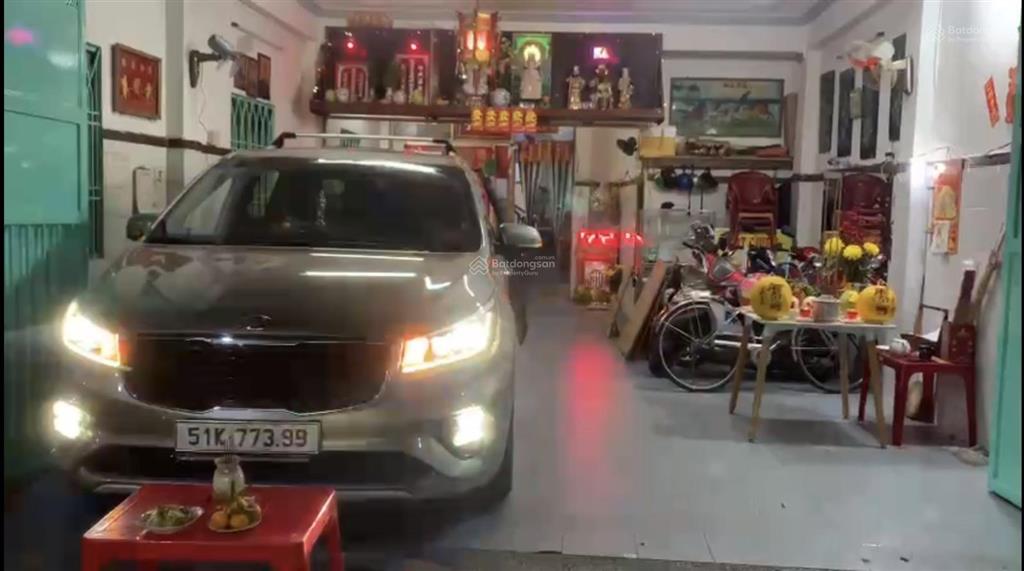 Nhà 5 tầng hẻm cạn, 5x14 đường nguyễn trãi p7 q5, lộ giới 4m, sẵn 10 phòng. xe hơi tới cửa .