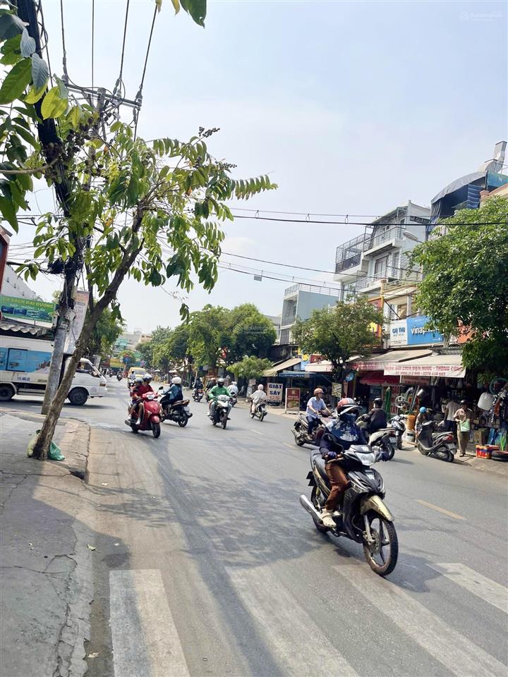 Mặt tiền lê đức thọ. dt 7 x 21 xây 1 hầm 7 tầng, đang có hđ thuê, sổ hồng công chứng.