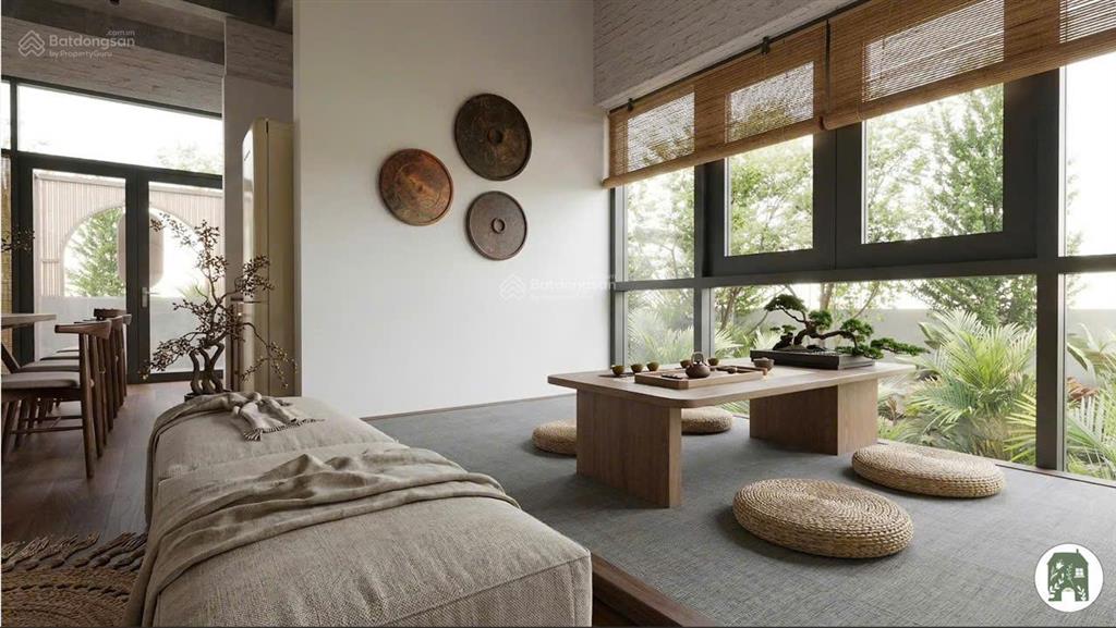 Bán villa ngay trung tâm du lịch bảo lộc. có ban quản lý, hồ bơi, nhà hàng, quán cafe, vườn cây