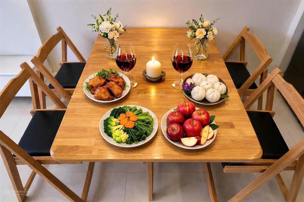 Bán căn hộ giá 2 tỷ 550 triệu ngay trung tâm quận 7  mt nguyễn văn linh đối diện rmit, scvivo city